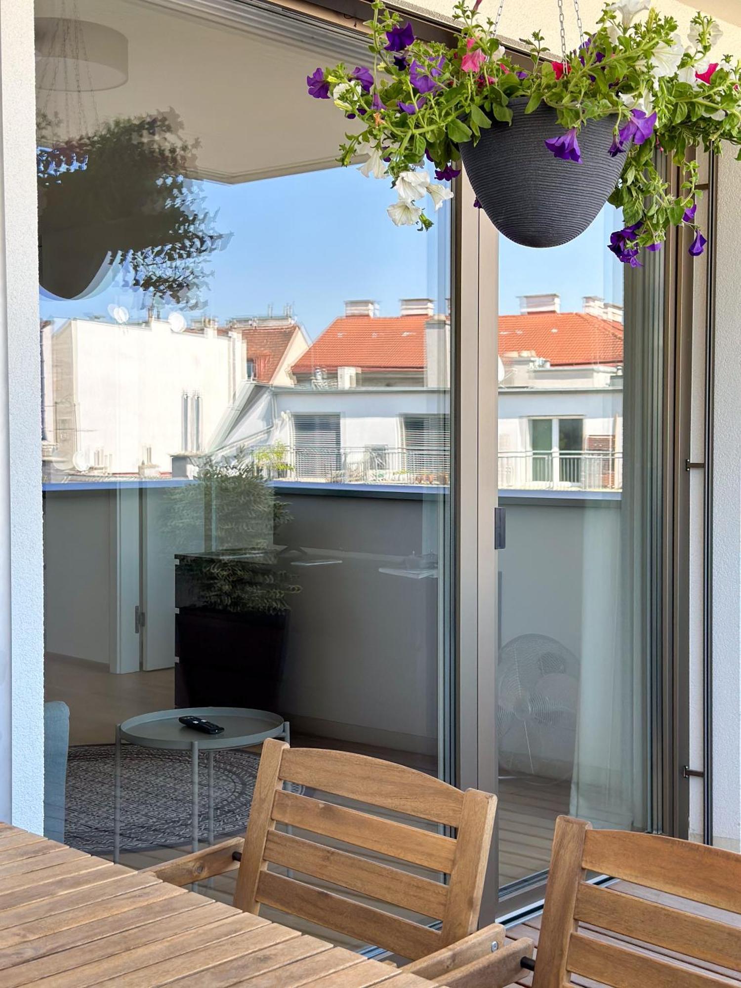 Vienna Sunny Side Up Apartments Экстерьер фото